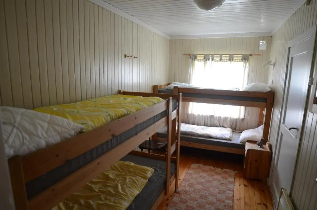 2 Bedrooms Cottage