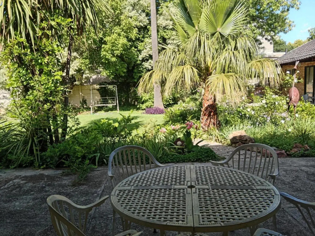 Palms Lodge