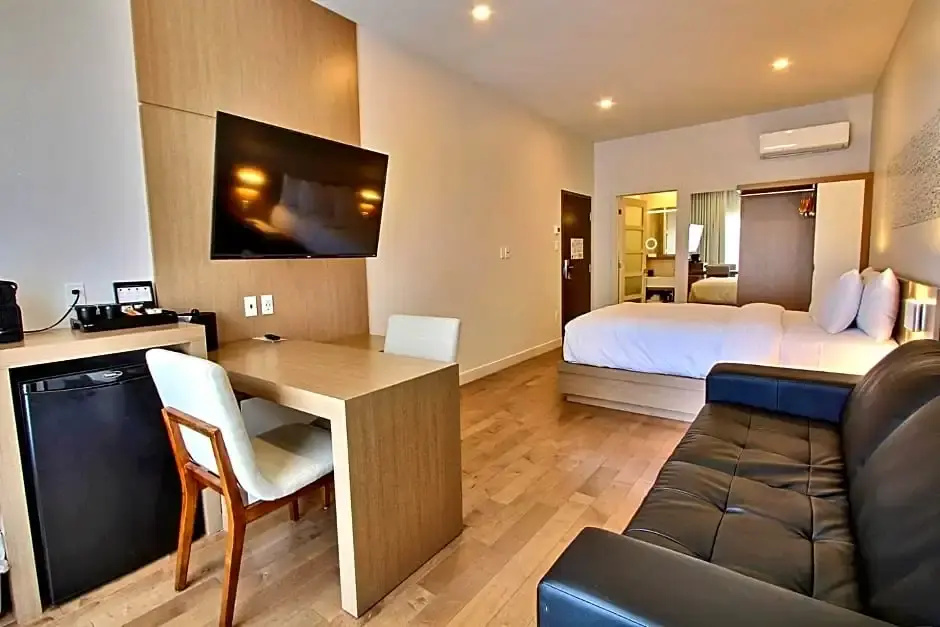 Standard Junior Suite