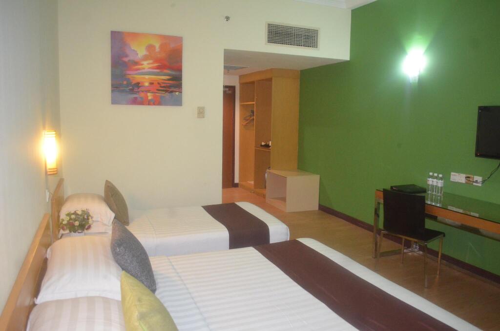Tang Dynasty Park Hotel