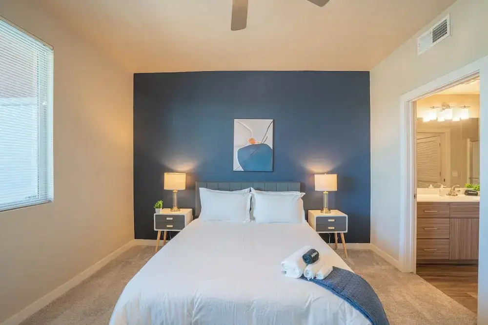 Double Apartment (full double bed)