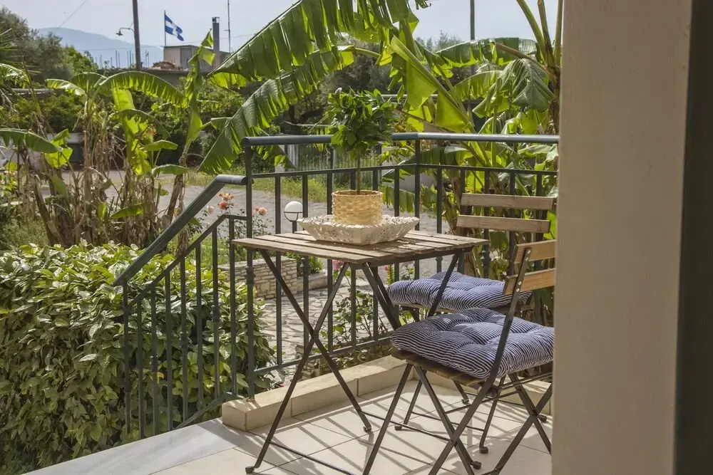 Balcony & Terrace