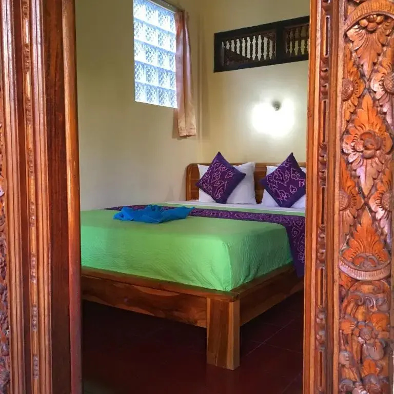 Merthayasa Bungalows - Chambres
