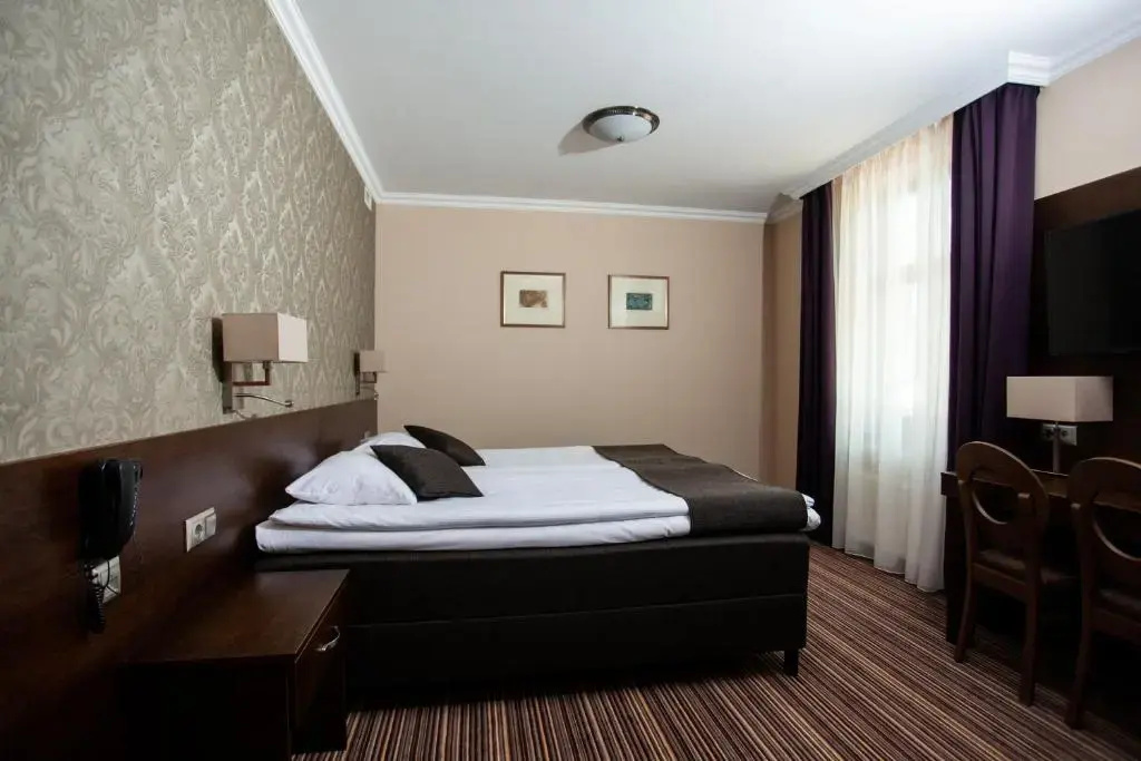 Hotel Cesis - Chambres
