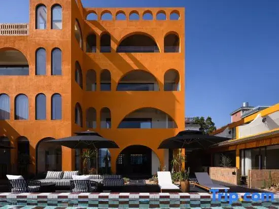 Mengyuan Bian CASA PARAMIAT Seaview Private Hot Spring Resort Courtyard (Jiaochangwei Beach)