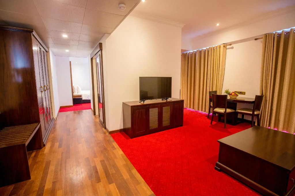 Executive Suite