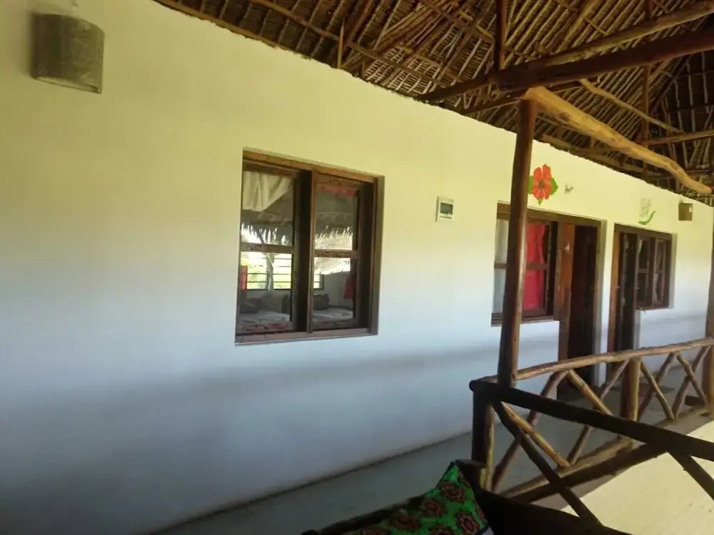 Stay.Plus Safina Beach House
