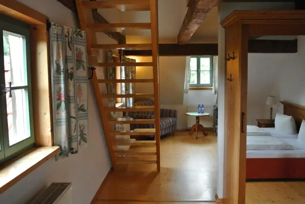 Standard Quadruple Duplex room