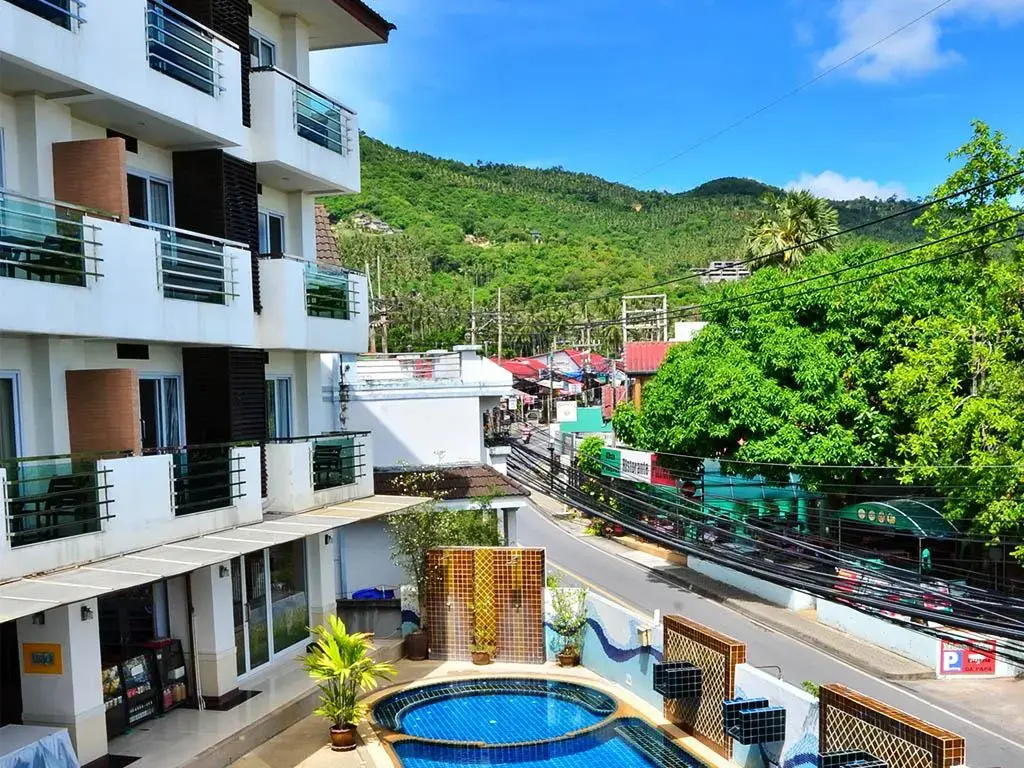 First Residence Hotel - Général