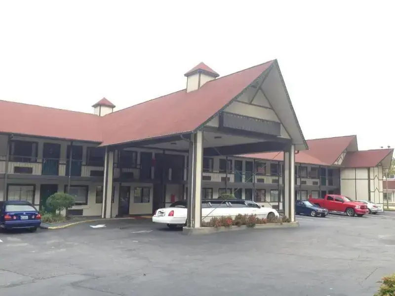 Ameraview Inn And Suites
