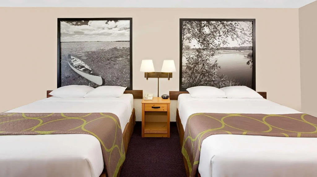 Quadruple Suite