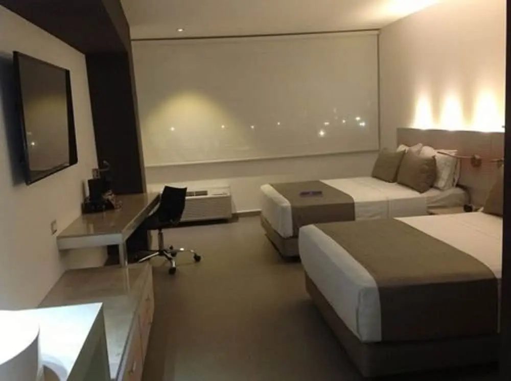 Executive room with city view
