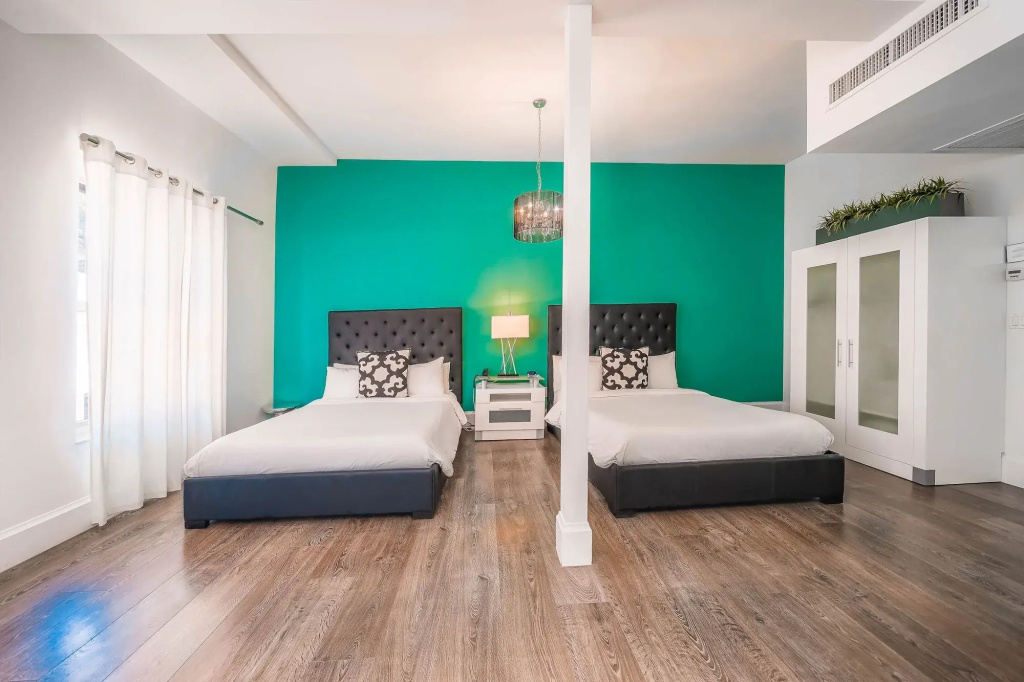 Bedroom