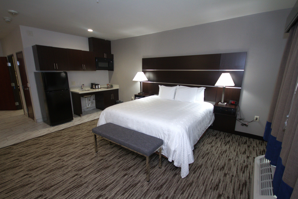Отель Atrium Hotel and Suites DFW Airport South в Ирвинге