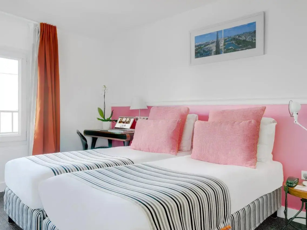 Standard Double room (twin beds)