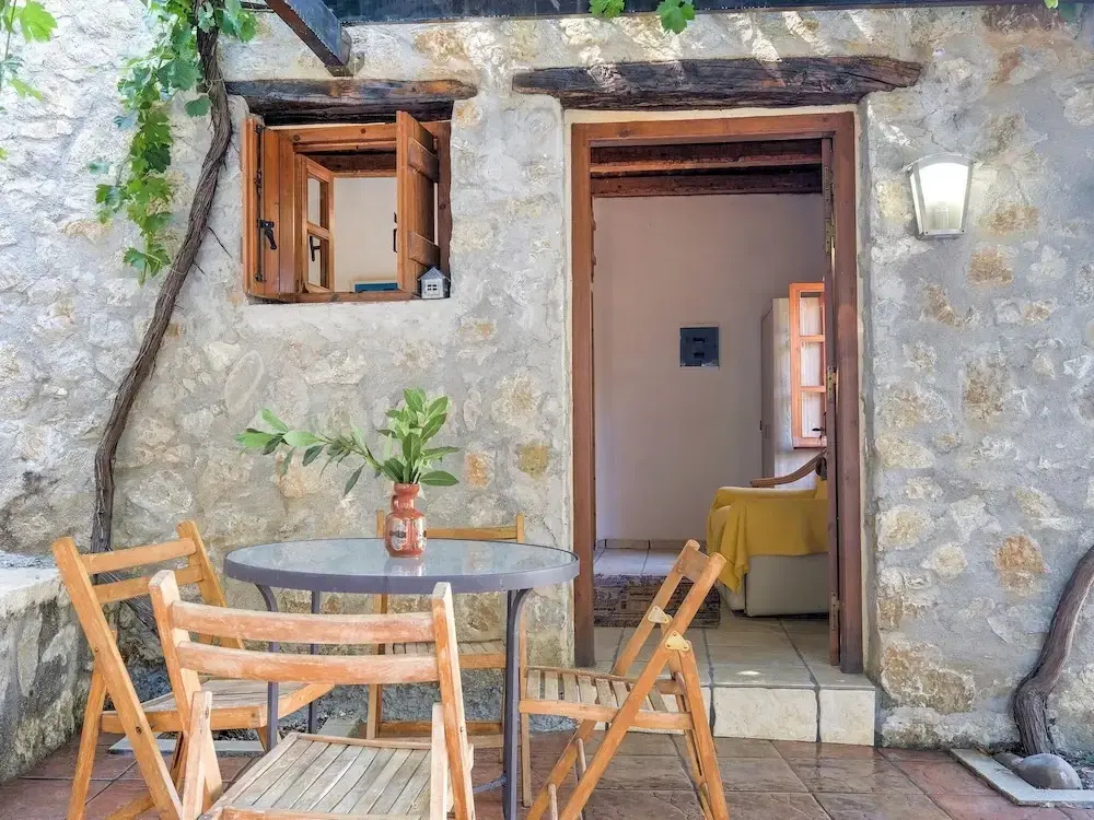Inviting Villa In Palaiochora With Sea And Mountain Views