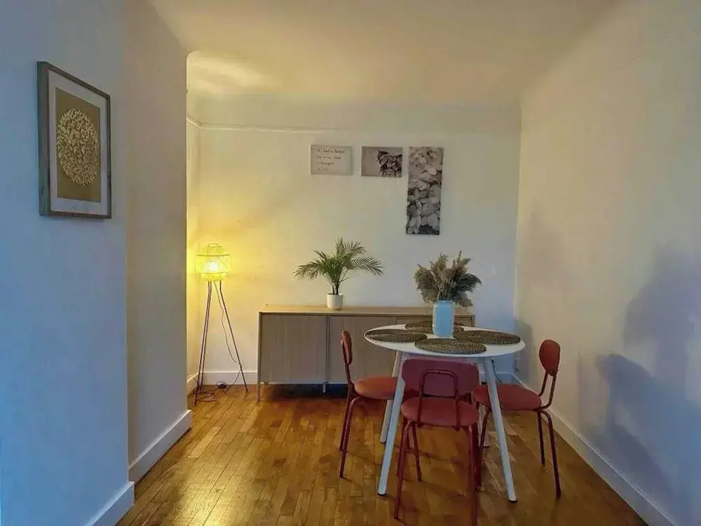 Afficher la photo 8 — Cozy Apartment 2bdr/4p - in the Heart of Suresnes
