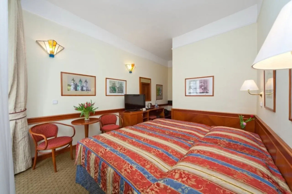 Hotel 16 - Général