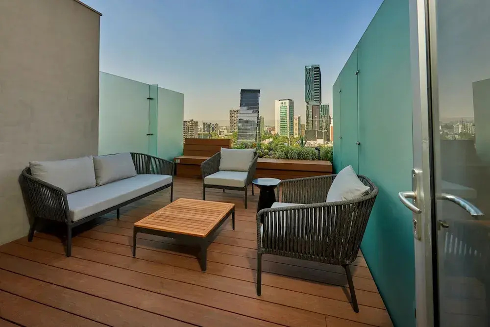 Balcony & Terrace