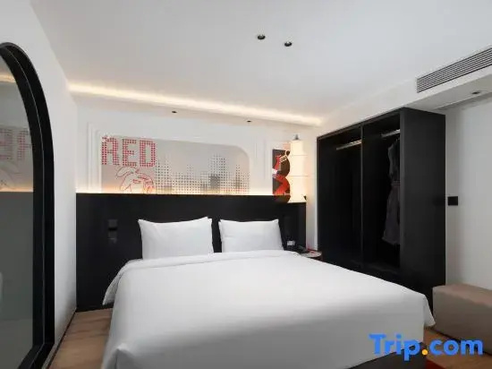 1 Bedroom Quadruple Suite
