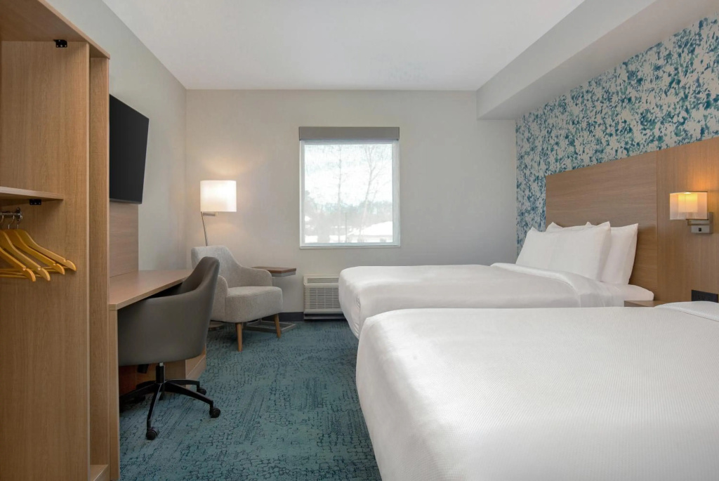 Quality Inn & Suites — 3