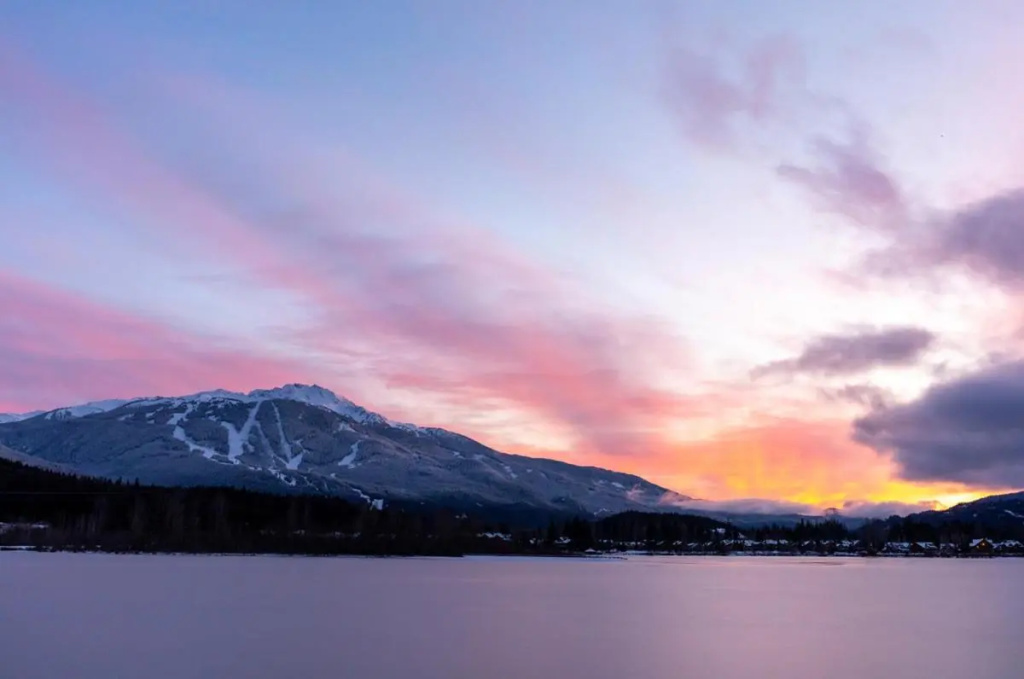 Ski In Ski Out 3BR Townhome in Creekside by Harmony Whistler