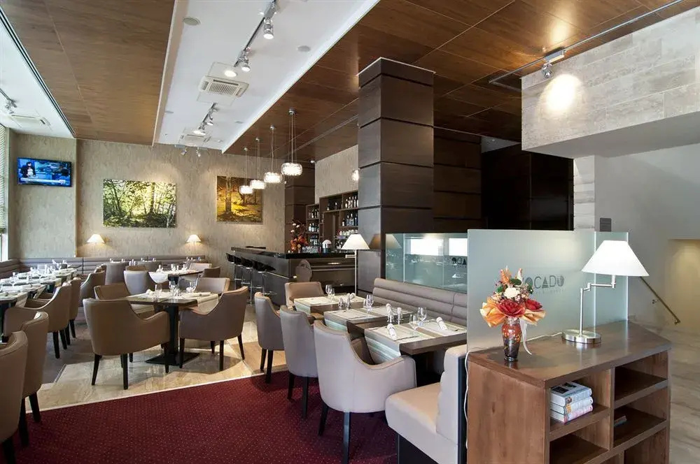 Hotel photo 11