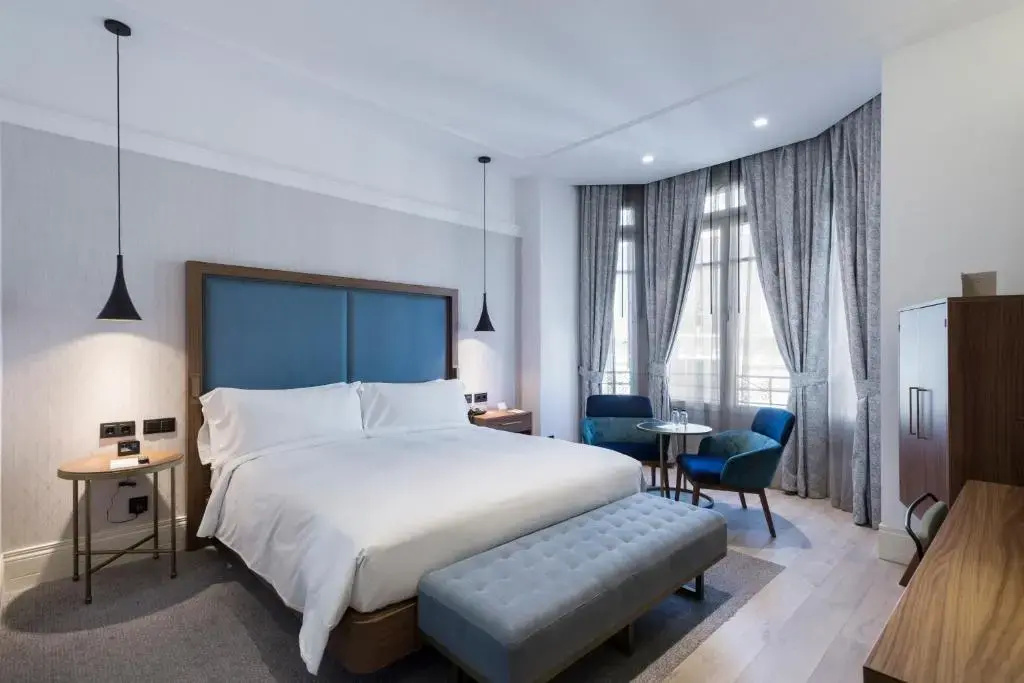 Superior Double room (full double bed)