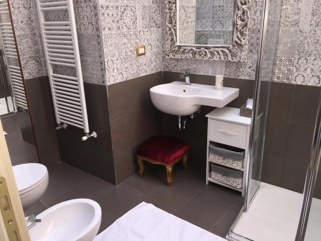 Двухместный номер Standard с балконом двуспальная кровать в 40.17 San Marco