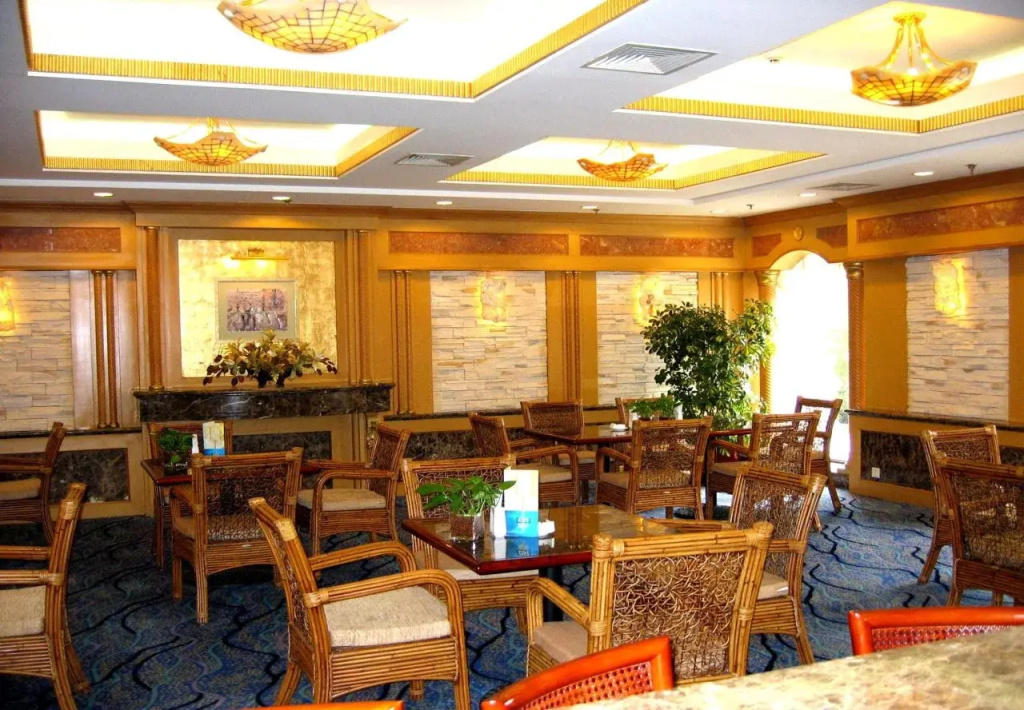 Lobby & Reception