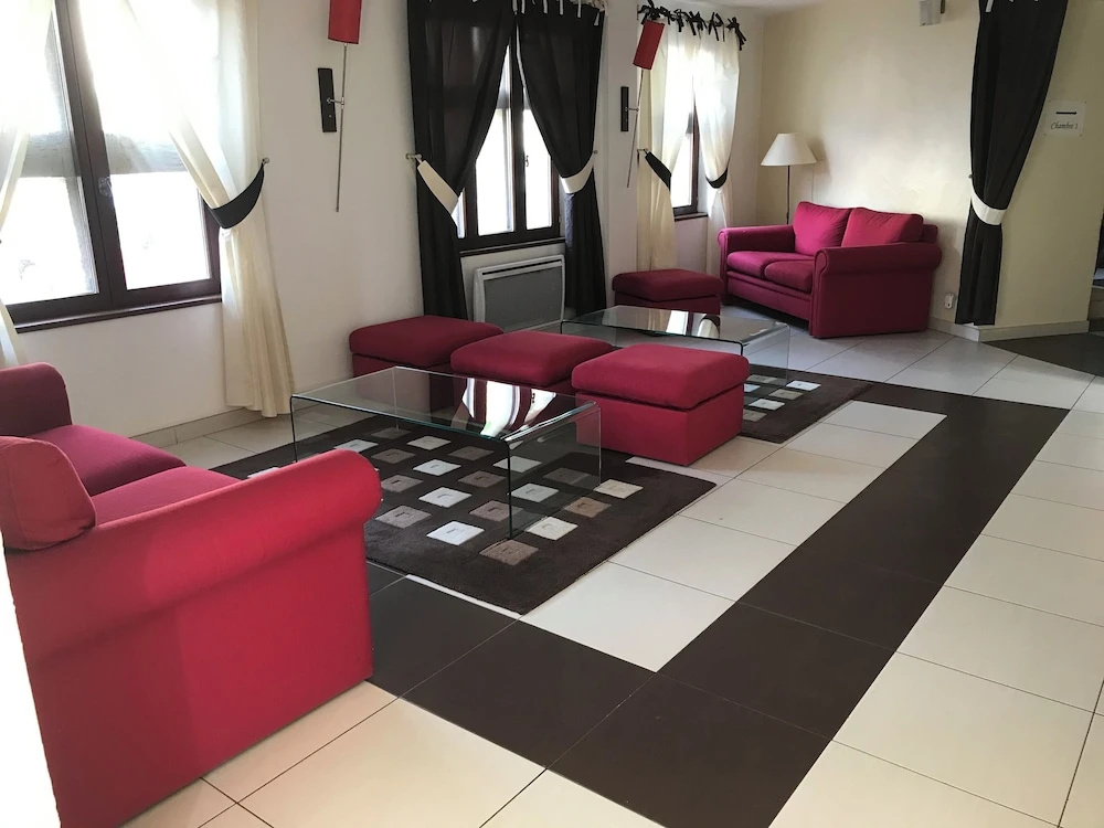Voir la photo 1 — Auberge du jeu darc