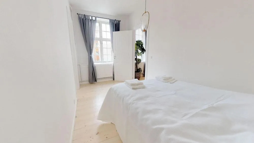 189M2 New Luxury Apt - City Centralprof Cleaning