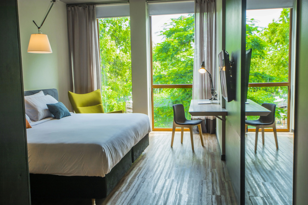 Five Hotel & Residences — фото 3