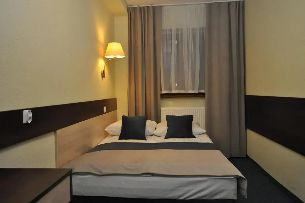 Classic Double room (full double bed)