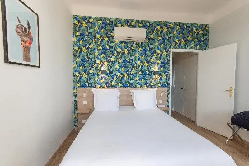 Superior Double room (full double bed)