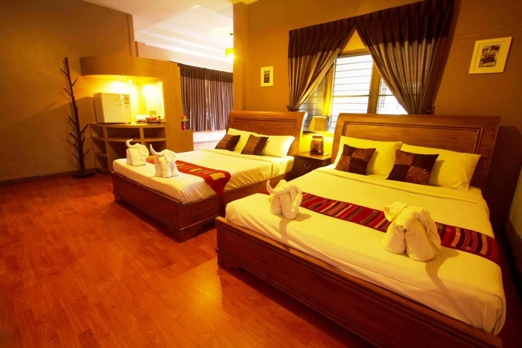 Baanplaidoi Resort — 2