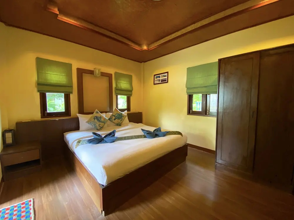 1 Bedroom Deluxe Double room with garden view (full double bed)