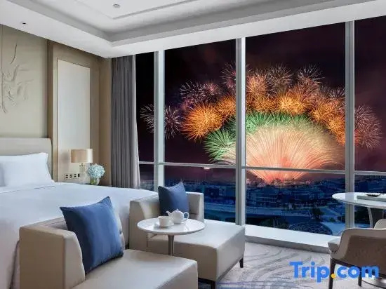 Standard Double room with view (full double bed)