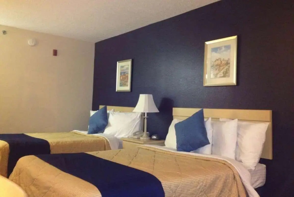 Standard Quadruple room