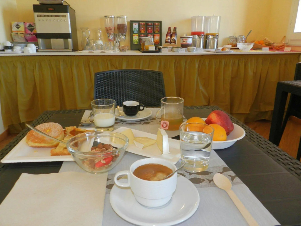 Hotel photo 8