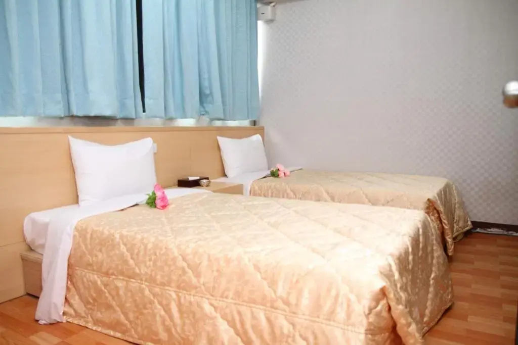 Yadu Hotel - Chambres