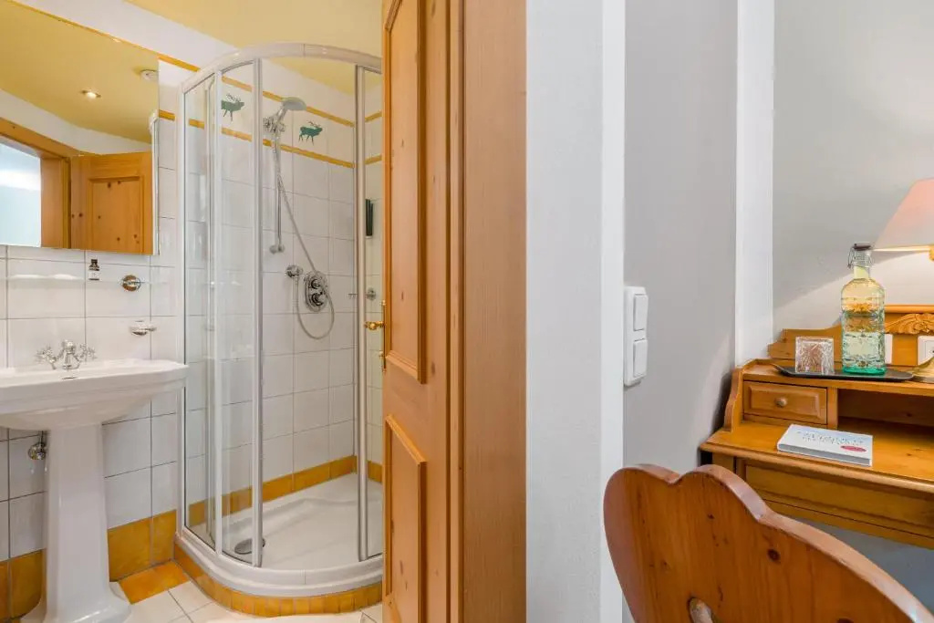 Hotel Gasthof Adler - Chambres