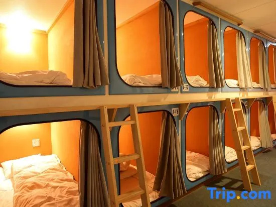 Capsule Hotel New Gloria 사진 2