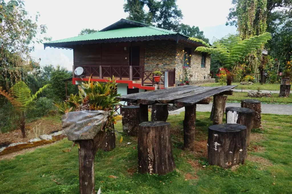 unspecifiedThe Barfung Retreat