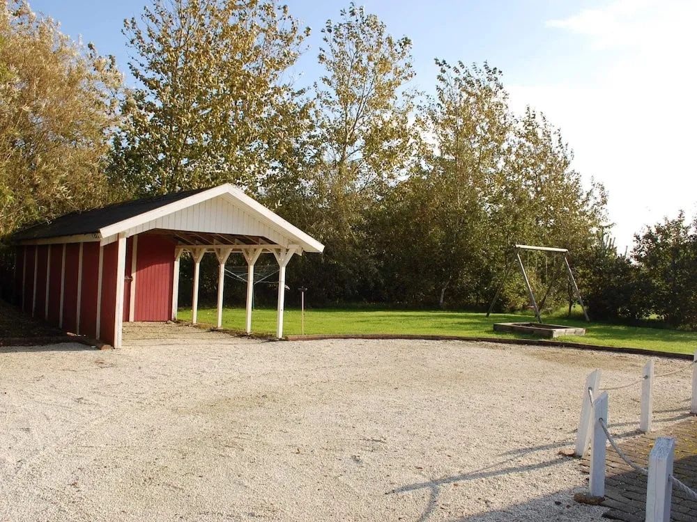8 Person Holiday Home in Hemmet