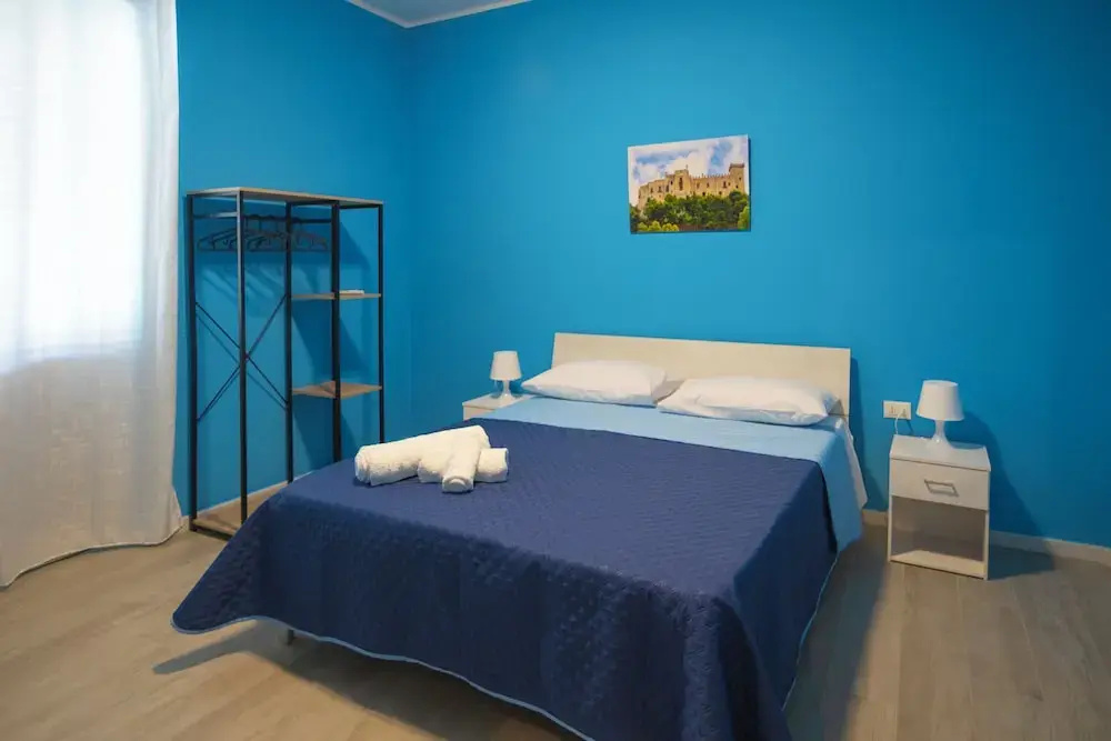 Standard Double room with balcony and with mountain view (full double bed)