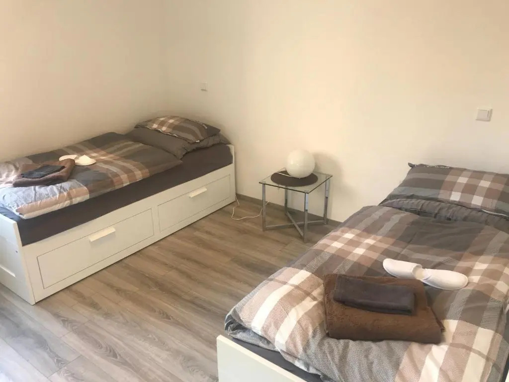 3. 5 min to HANNOVER MESSE FAIR GROUND PRETTY 2 ROOM APARTMENT