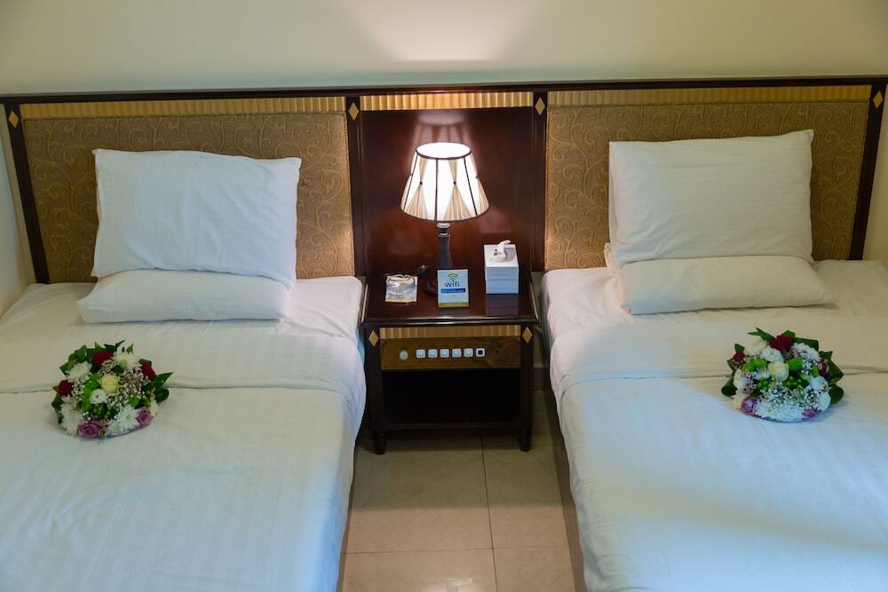 Dream Palace Hotel