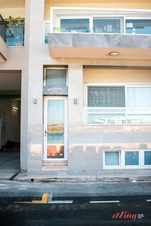 Enjoy Beach Sea Views in a Modern 3 BR APT - 4