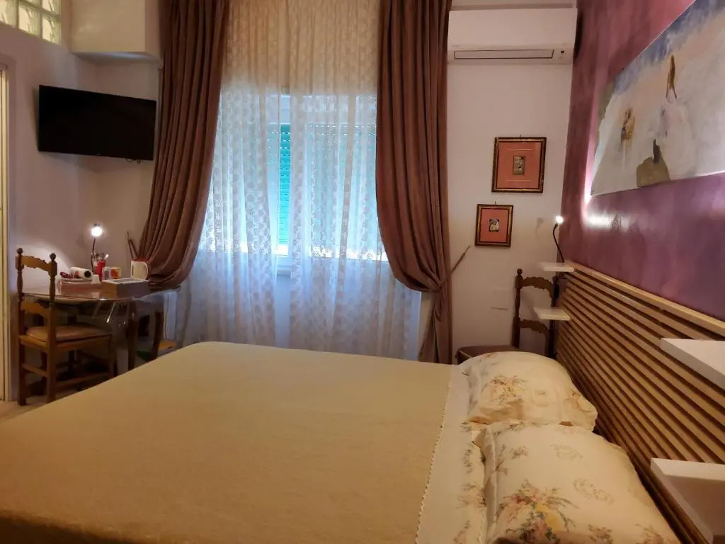 Comfort room